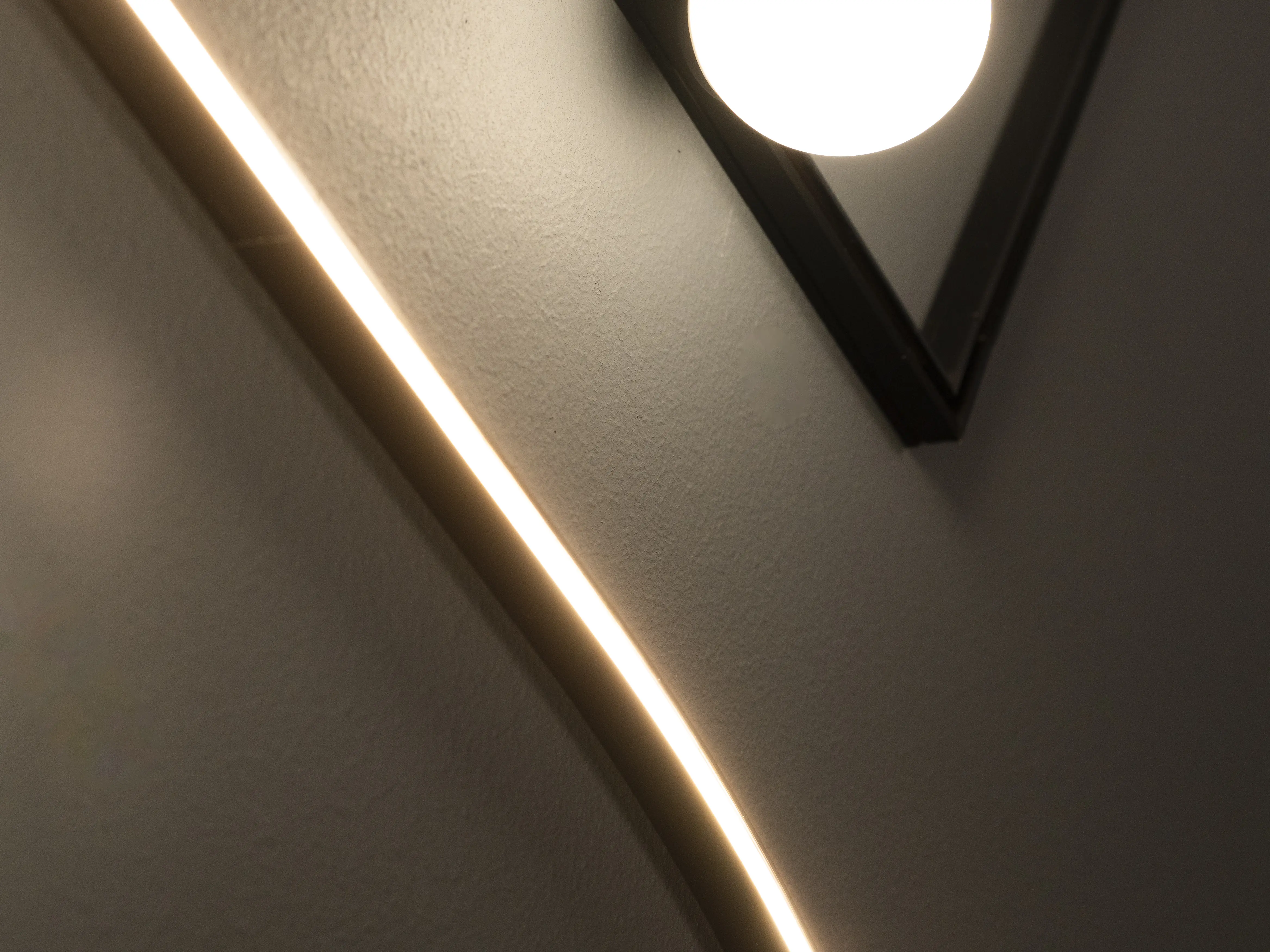 ARCHITECTURAL LIGHTING SOLUTIONS